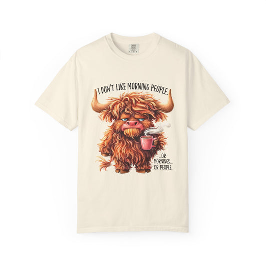 I Don't Like Morning People T-Shirt — Cute Grumpy Highland Cow Coffee Tee
