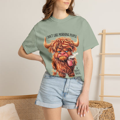 I Don't Like Morning People T-Shirt — Cute Grumpy Highland Cow Coffee Tee