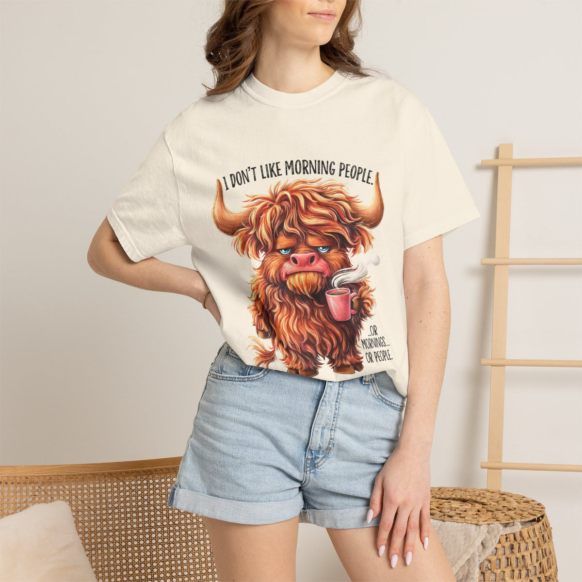 I Don't Like Morning People T-Shirt — Cute Grumpy Highland Cow Coffee Tee